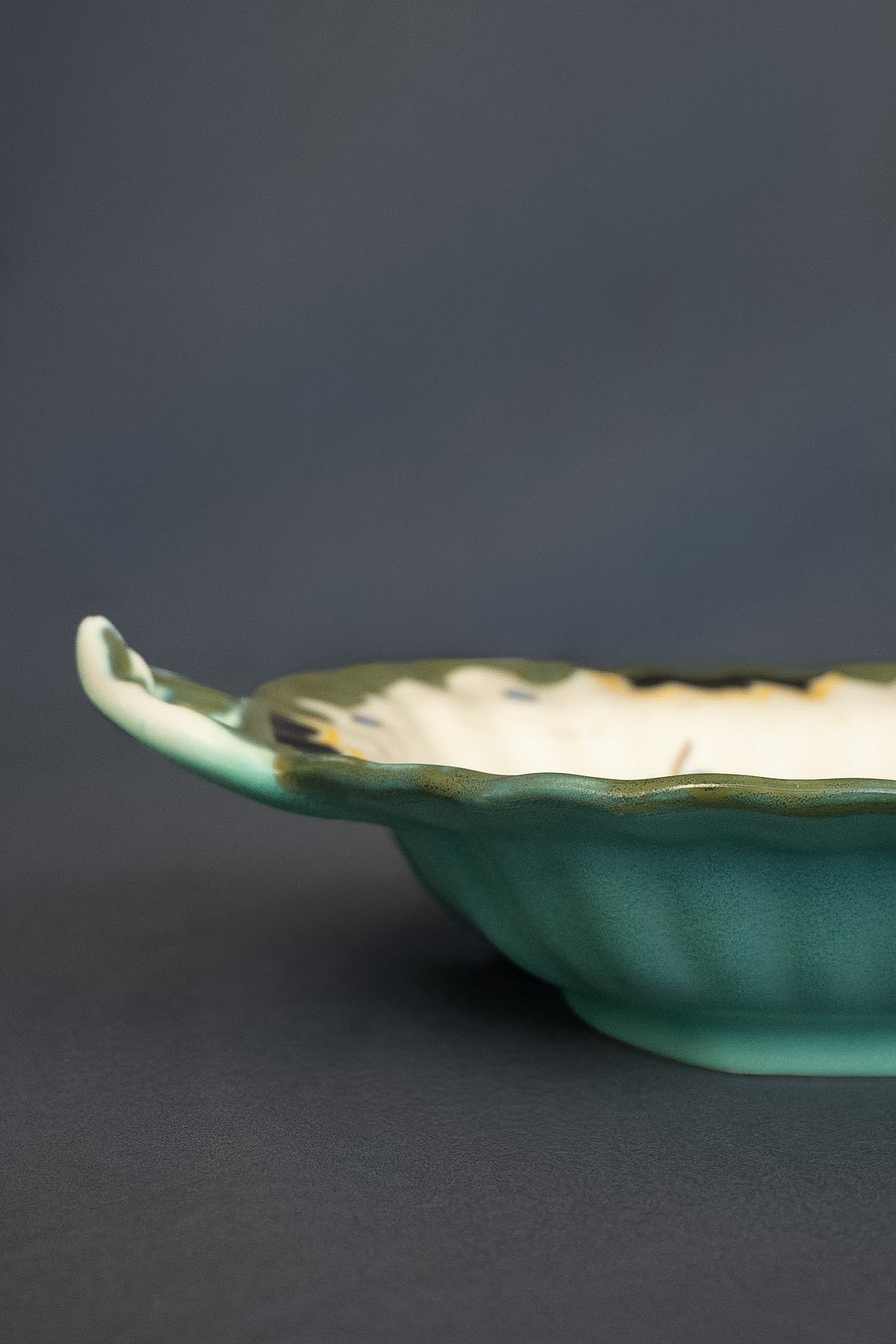 Handbeschilderde schaal Gouda Plateel