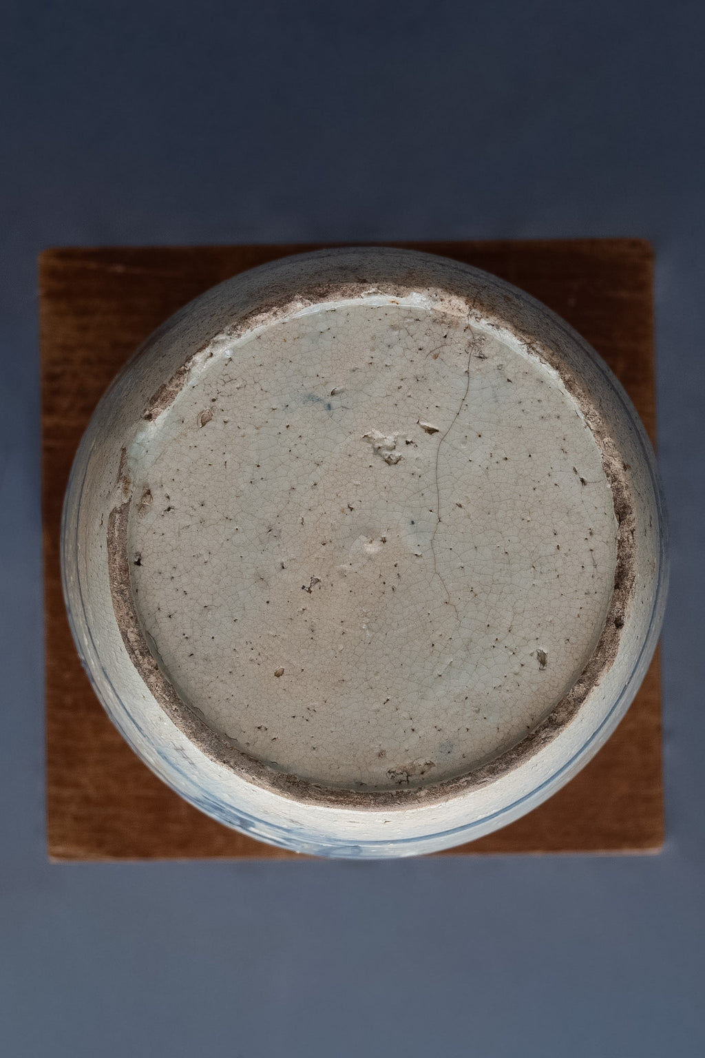 Chinese blauw-witte voorraadpot met landschapsdecoratie