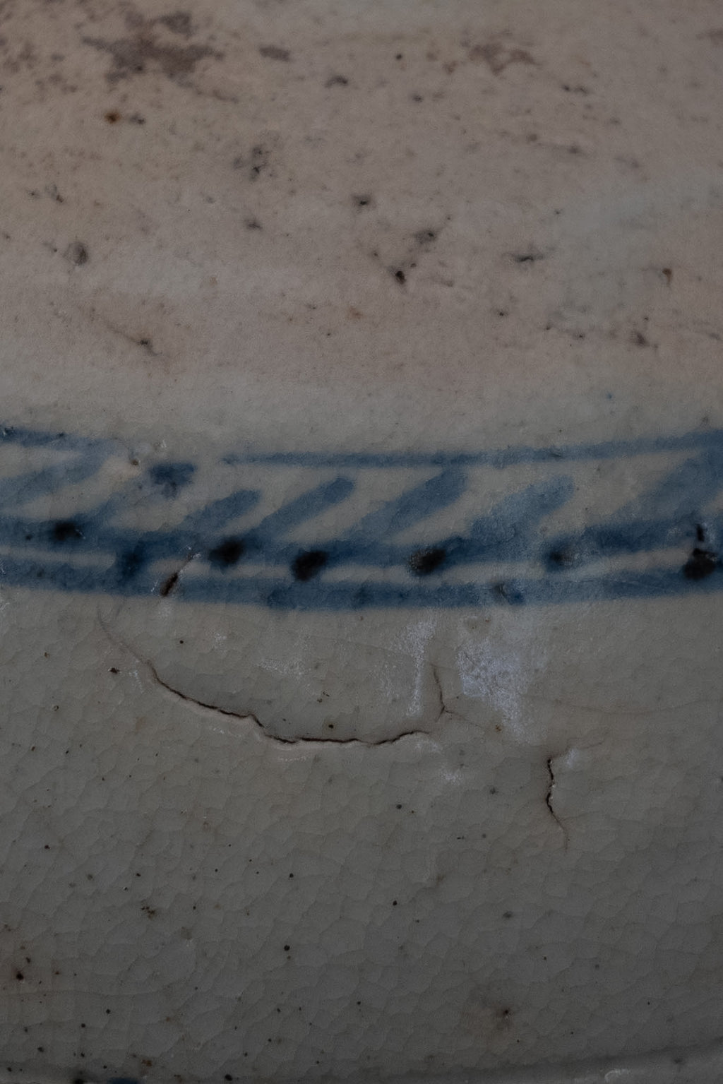 Chinese blauw-witte voorraadpot met landschapsdecoratie