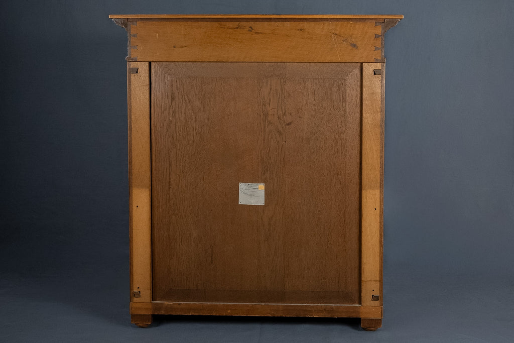 Engels eikenhouten kabinet