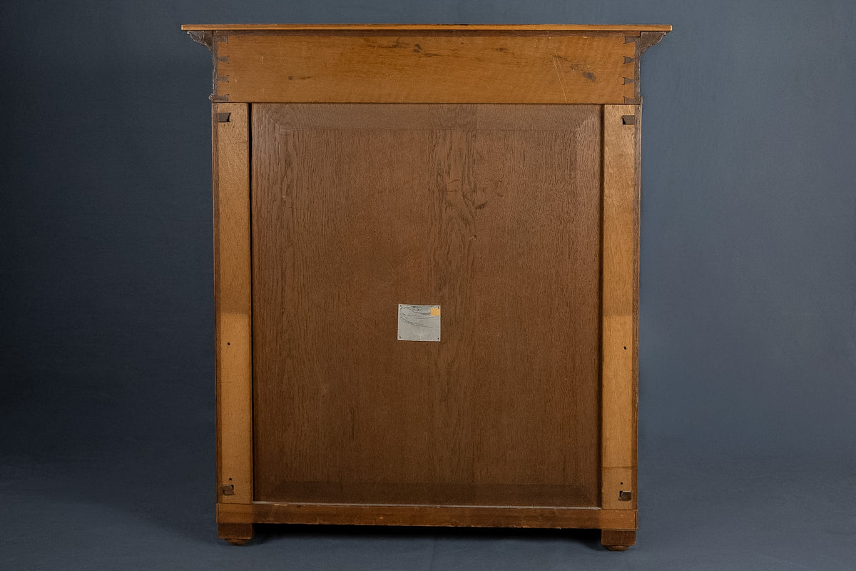 Engels eikenhouten kabinet