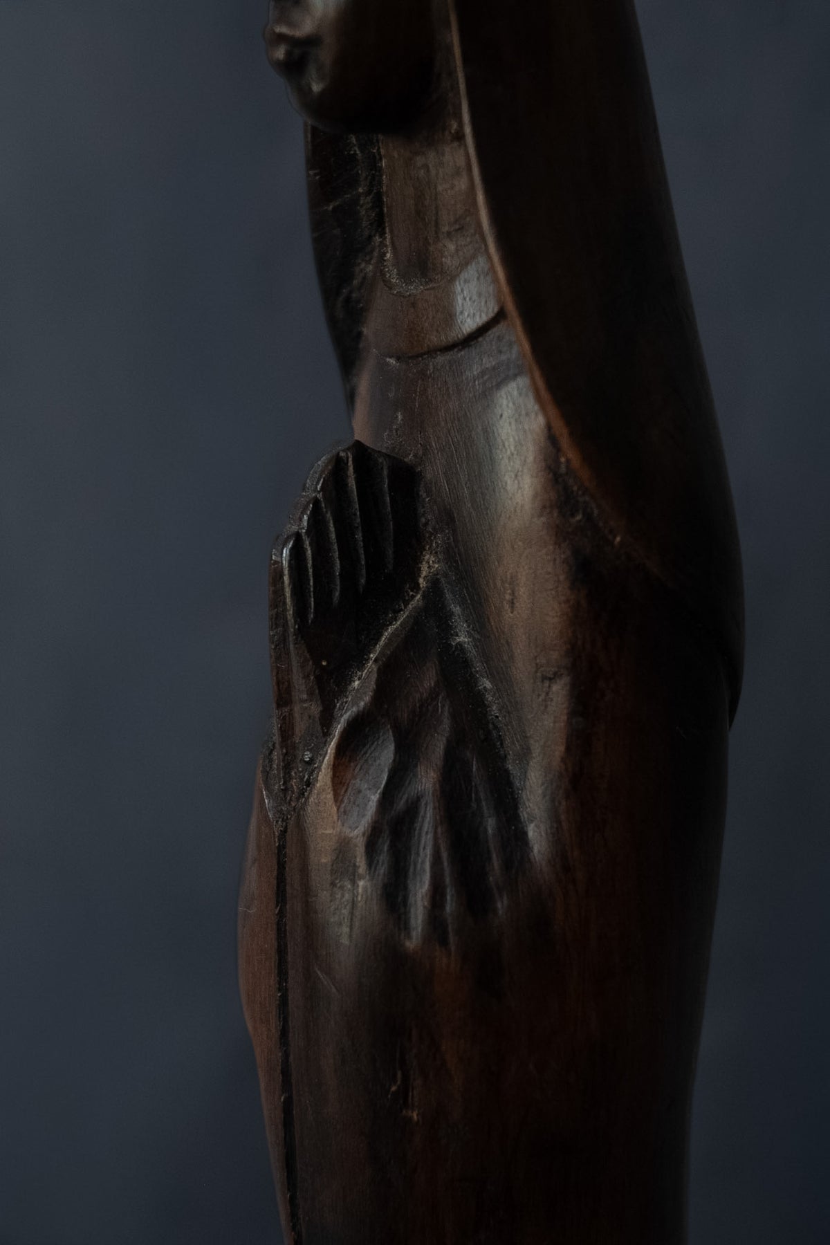 Afrikaans handgesneden houten Mariabeeld